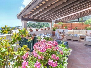 Propriété, Immobilier, Fleur, Botanique, Jardin, Recours, Pergola, Maison, Plante, Vacances