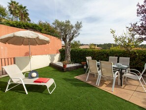 Nuage, Plante, Ciel, Meubles, Chaise, Ombre, Mobilier De Jardin, Design Intérieur, Lot Terre, Arbre