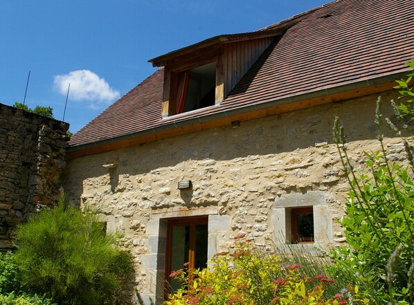 The Quercy Stone Gite