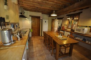 Main gite fully equipped kitchen