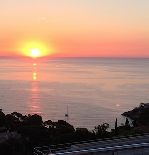 Amanecer en Sa Riera desde la terraza