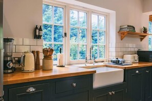 Ground floor: Stylish well-equipped kitchen