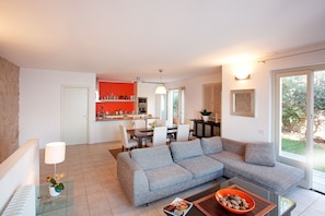 Ample space at "Casa Paradiso In Menaggio" Visit our own site for more pictures.