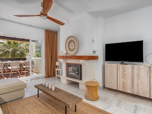 Furniture, Property, Table, Wood, Ceiling Fan, Interior Design, Cabinetry, Living Room, Floor, Wood Stain