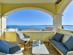 Property, Room, Azure, Furniture, Balcony, Building, Real Estate, Interior Design, House, Vacation