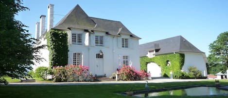 The Manor House Apartment is located within the Manor House.