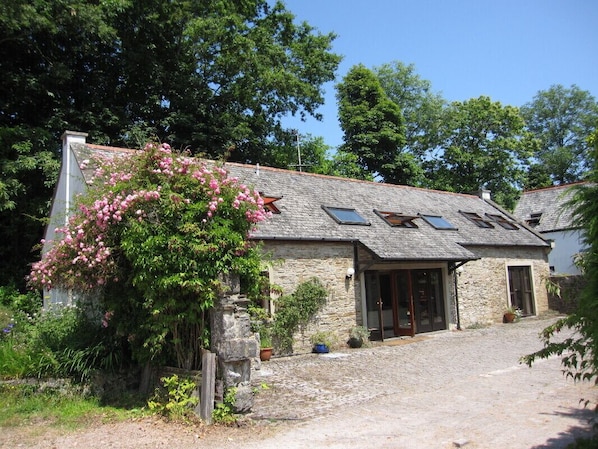 'Annacombe' Self Catering Holiday Cottage in Devon - Peace and tranquillity