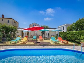 Recours, Piscine, Aménagement Paysager, Mobilier De Jardin, Chaise, Hôtel, Villa, Eco Hôtel, Plante D'Appartement