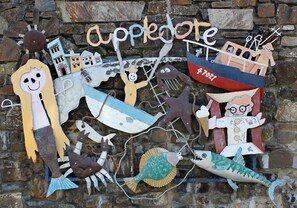 Welcome to Appledore