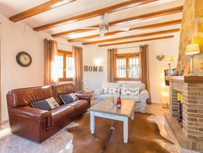 Propriété, Pièce, Meubles, Salon, Bâtiment, Design Intérieur, Plafond, Maison, Immobilier, Domicile