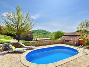 Swimming Pool, Property, Real Estate, Backyard, House, Estate, Home, Leisure, Yard, Residential Area