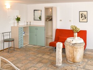 Pièce, Propriété, Sol, Design Intérieur, Meubles, Salon, Table, Sol, Immobilier, Bâtiment