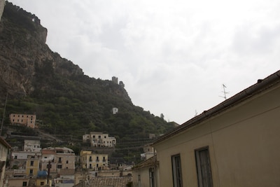 apartment/ flat with terrace in historical center Amalfi