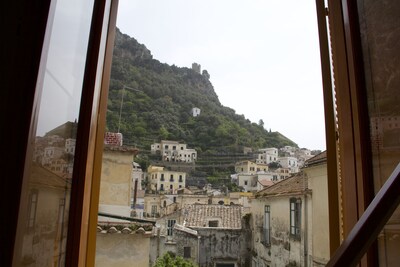 apartment/ flat with terrace in historical center Amalfi