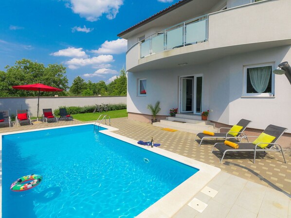 Propriété, Piscine, Maison, Bâtiment, Immobilier, Loisir, Domicile, Villa, Vacances, Recours