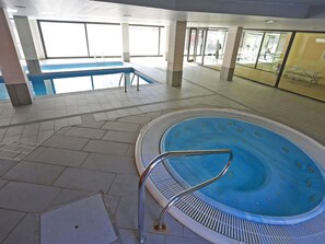 Light, Floor, Flooring, Line, Gas, Composite Material, Leisure, Building, Design, Hall