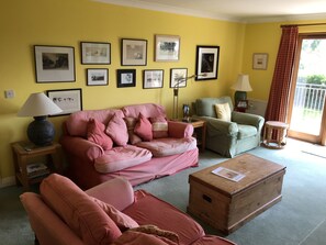 sitting room opposite the fireplace