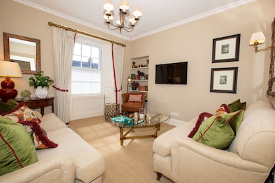 Sumptuous town house in central St. Andrews - 3 bedrooms and 2 bathrooms