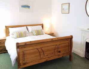 Top Double Bedroom with sea views
