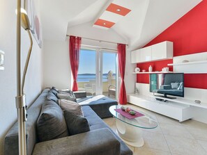 Interior Design, Room, Property, Furniture, Ceiling, Living Room, Building, Red, House, Bedroom