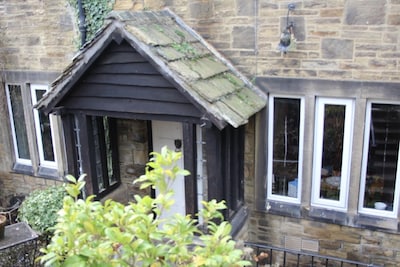 Lovely Cottage in the country- Pets Welcome
