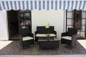 downstairs terrace with awning