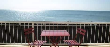 On the balcony 