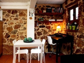 Diner area and working space