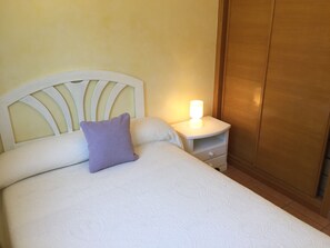 Dormitorio 2 - Cama de matrimonio