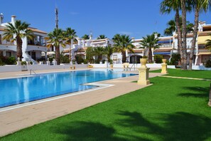 Poolside Gardens