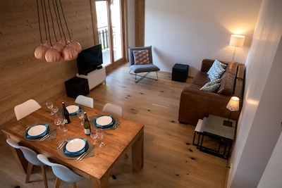 Recently renovated central Morzine apartment