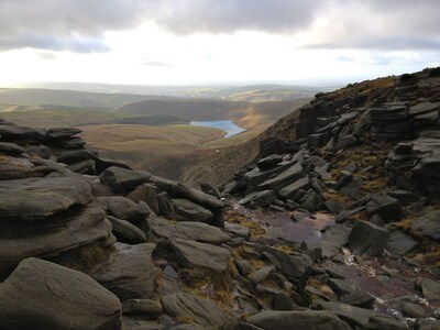 Torr Top Place-Peak District. 2-bedroom property(sleeps5) Situated next to river