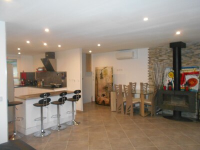 House 15 mins from Lyon, tramway oriented 