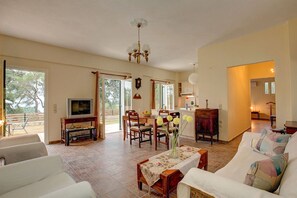 Dining room & living room