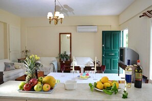 Dining room & living room