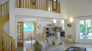 Open plan living, dining, kitchen