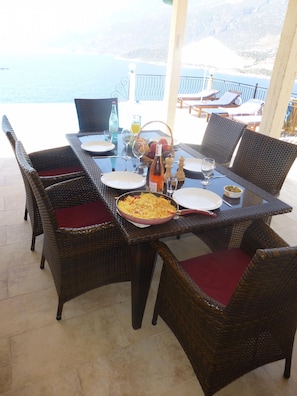 outside dining area, on terrace