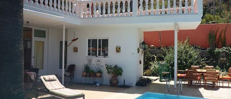 Casa Tortuga mit Pool und großer Dachterrasse