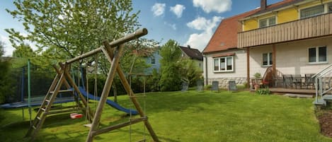 Ferienhaus mit Garten