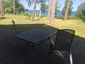 Ausblick von der Terrasse auf die Müritz