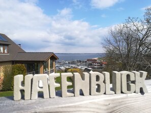 Ferienwohnung Ostsee Hafenblick mit tollem Blick auf den Hafen von Langballigau