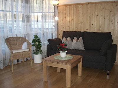 NEW: Apartment with large south-facing terrace in the outskirts! WLAN free!