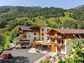 PONyHOF, Feriendorf