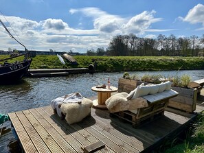 Terrasse auf das Wasser