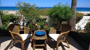 Genießen Sie das Strandleben auf unserer blickgeschützten Terrasse