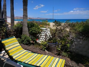 Sonnenbaden auf der Terrasse