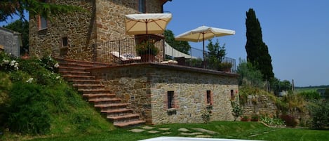 Bain à remous extérieur