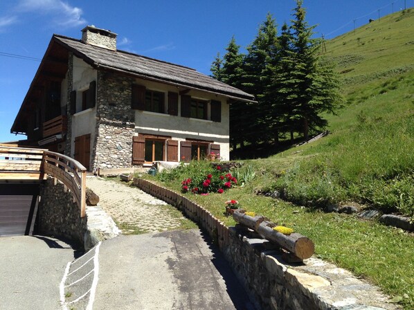 chalet soleniou en été