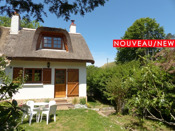 A lovely cottage in the middle of a little natural paradise