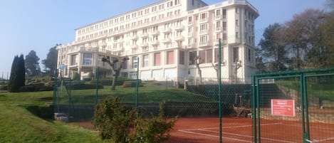 « Le Celtic » vu depuis Le Tennis